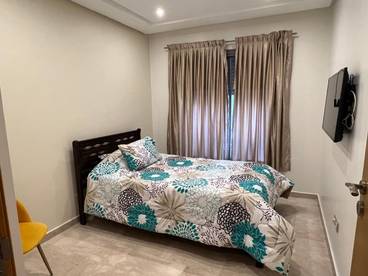 Bel Appart+2 Room+Wifi+Gare Casa Voyageur+Tram Casablanca Exterior photo
