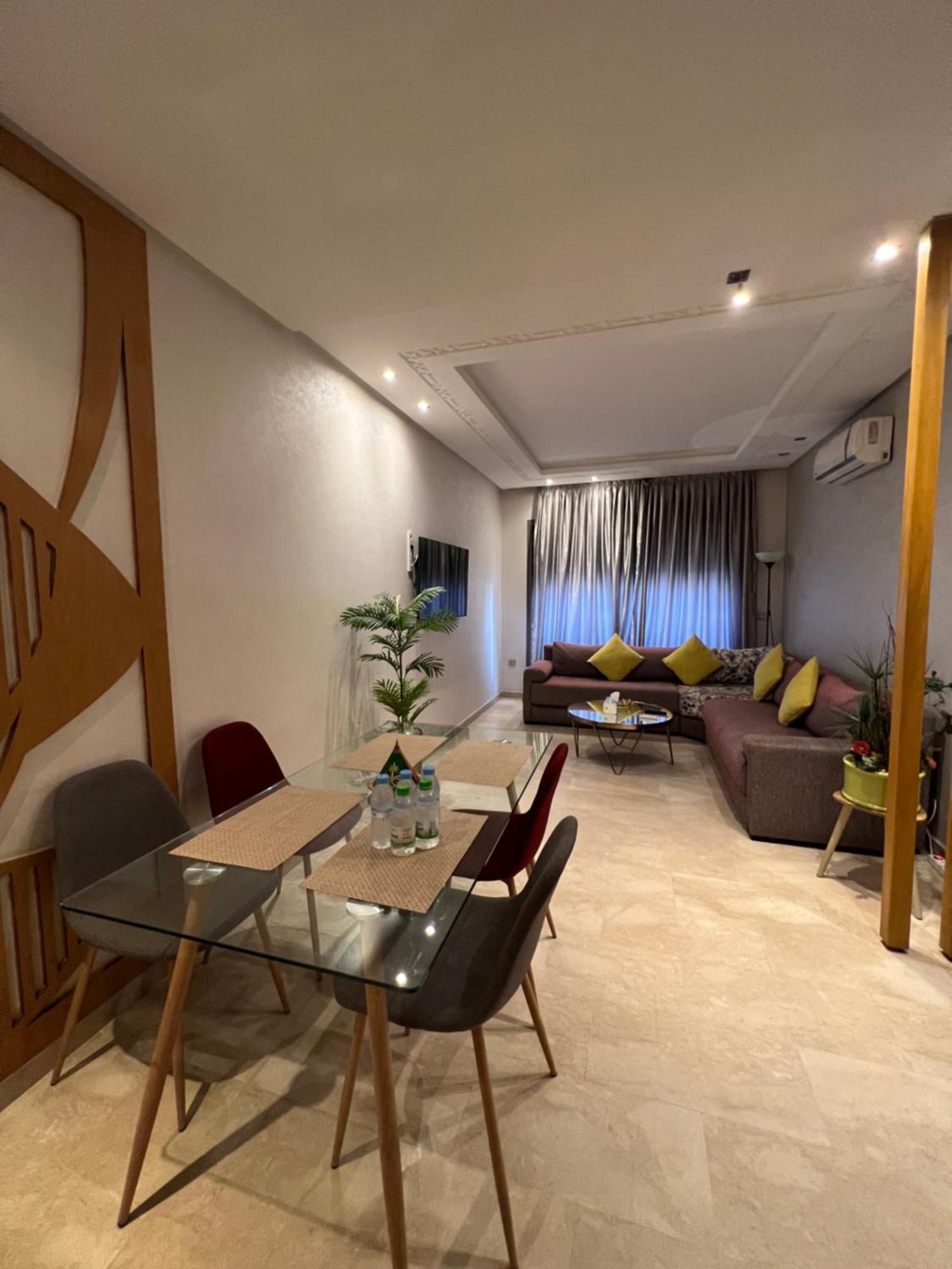 Bel Appart+2 Room+Wifi+Gare Casa Voyageur+Tram Casablanca Exterior photo